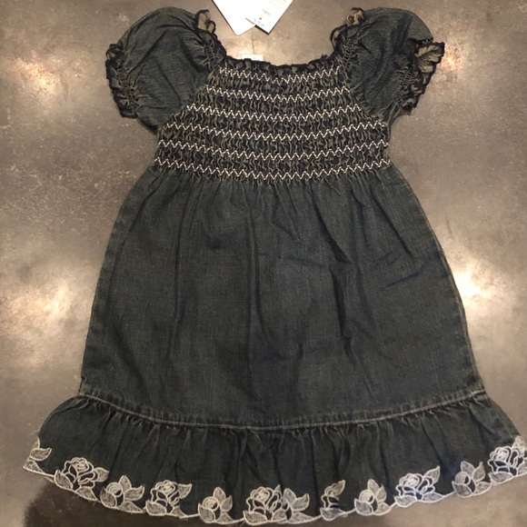 NWT denim dress with white detailing - size 3T - Picture 2 of 4